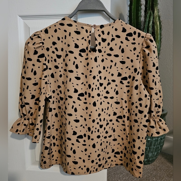 Animal print Blouse sz Small - Picture 3 of 4